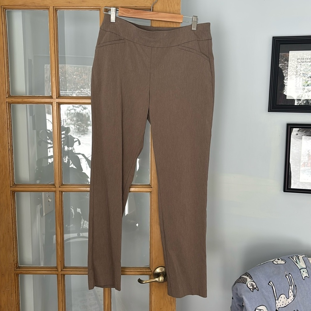 Like new women’s Talbots tan pants size 10